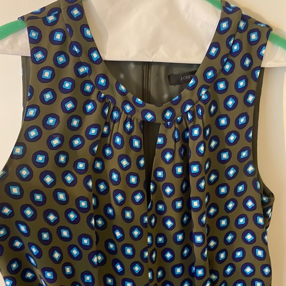 JCrew sleeveless dress with keyhole neck. Lovely olive green 4 - Picture 3 of 4